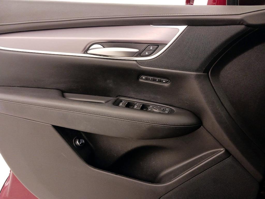 used 2017 Cadillac XT5 car, priced at $19,998