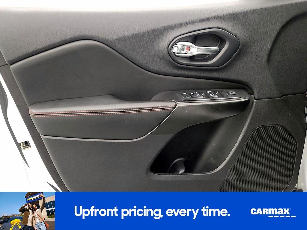 used 2019 Jeep Cherokee car, priced at $17,998