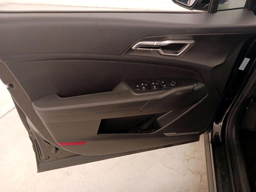 used 2024 Kia Sportage car, priced at $20,998