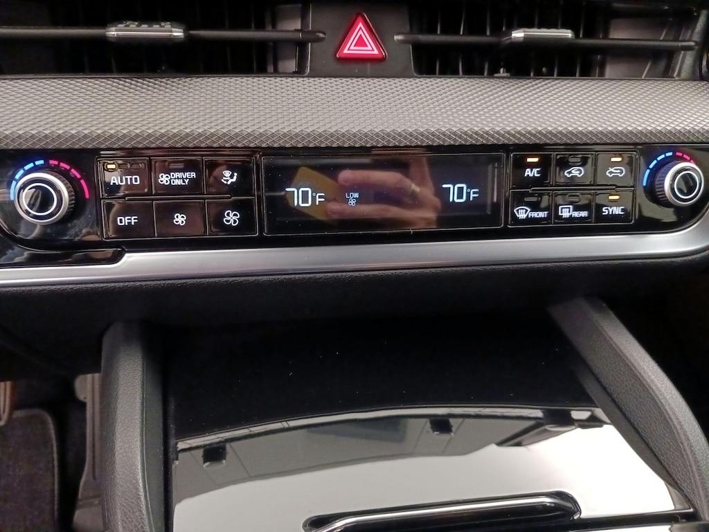 used 2023 Kia Sportage Hybrid car, priced at $25,998