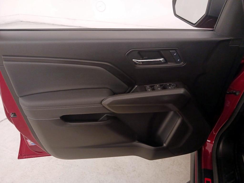 used 2024 Chevrolet Colorado car, priced at $30,998