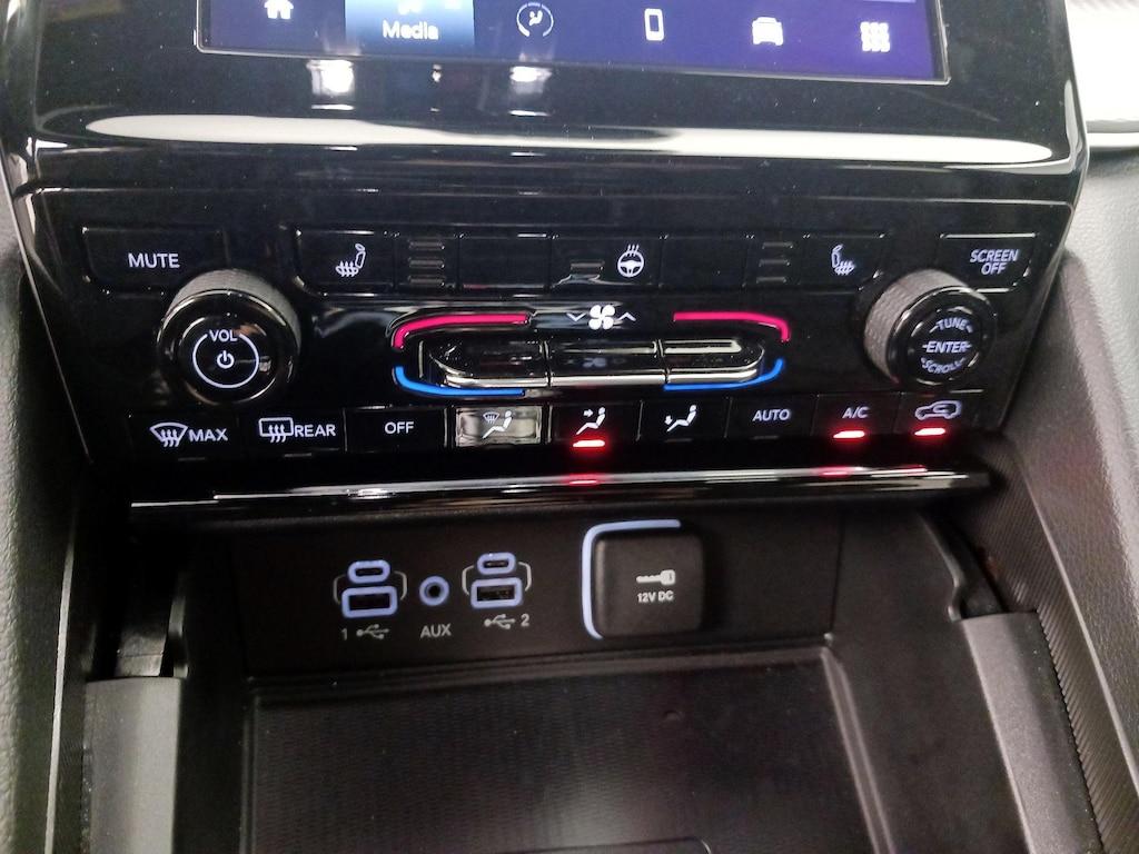 used 2024 Jeep Grand Cherokee car, priced at $32,998