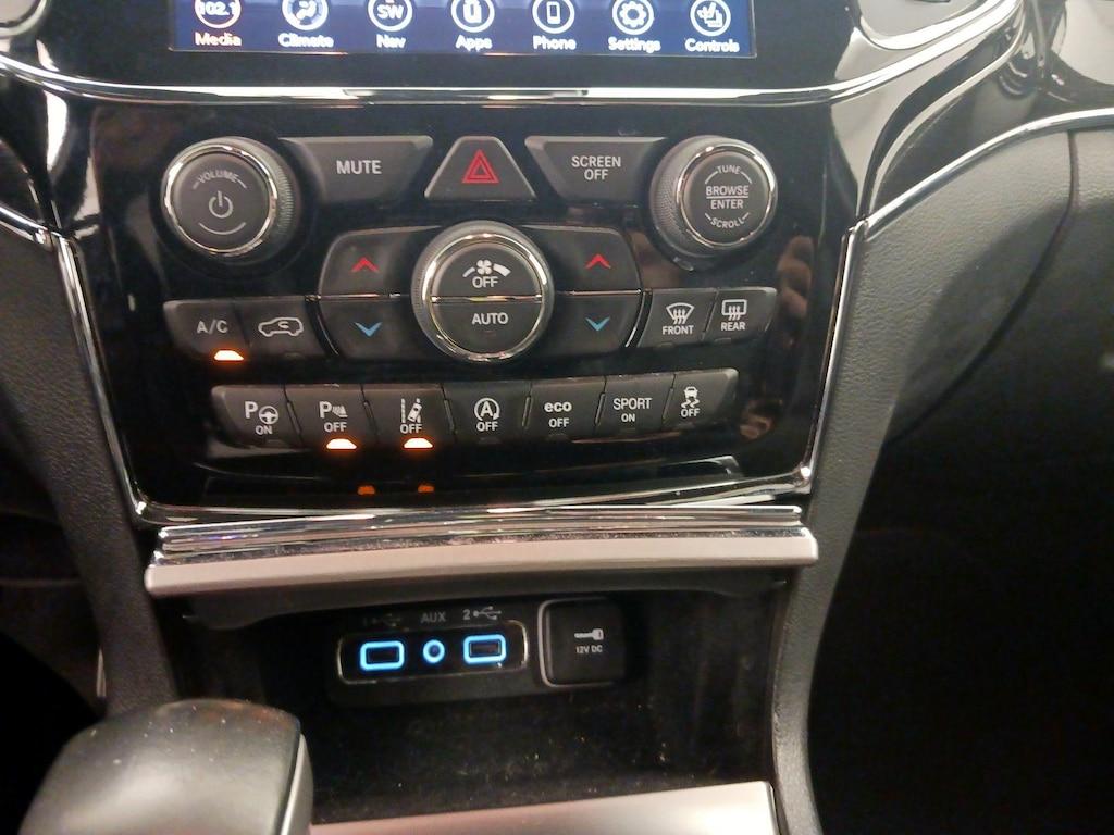 used 2020 Jeep Grand Cherokee car, priced at $27,998