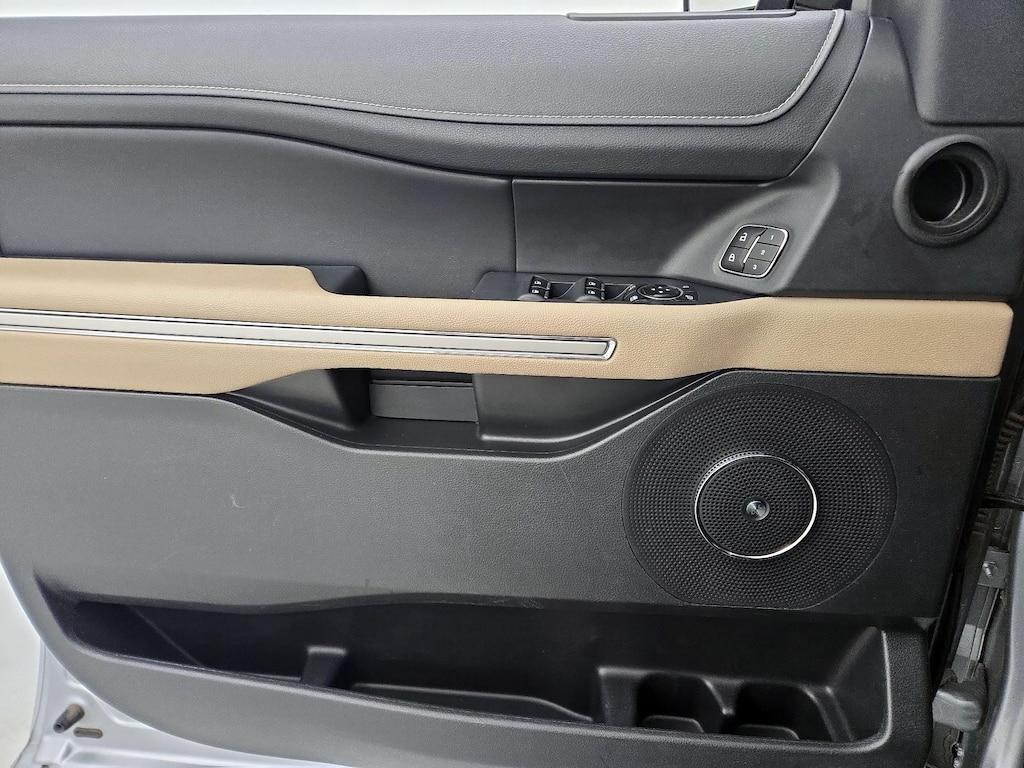 used 2023 Ford Expedition car, priced at $42,998