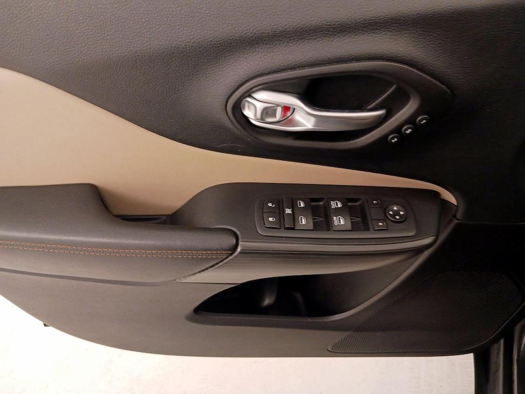 used 2015 Jeep Cherokee car, priced at $14,599