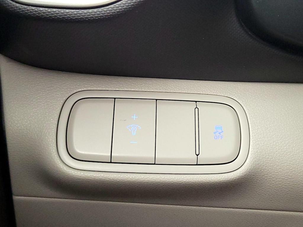 used 2024 Hyundai Venue car, priced at $17,998