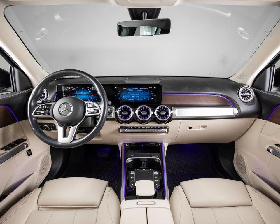 used 2023 Mercedes-Benz GLB 250 car, priced at $35,890