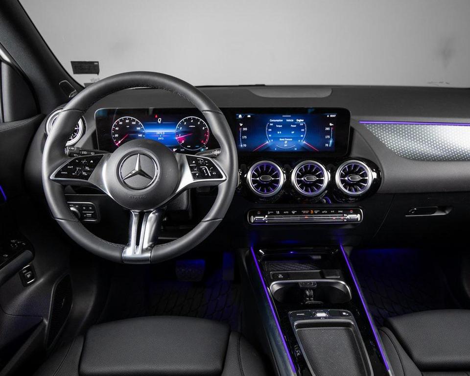 used 2025 Mercedes-Benz GLA 250 car, priced at $45,995