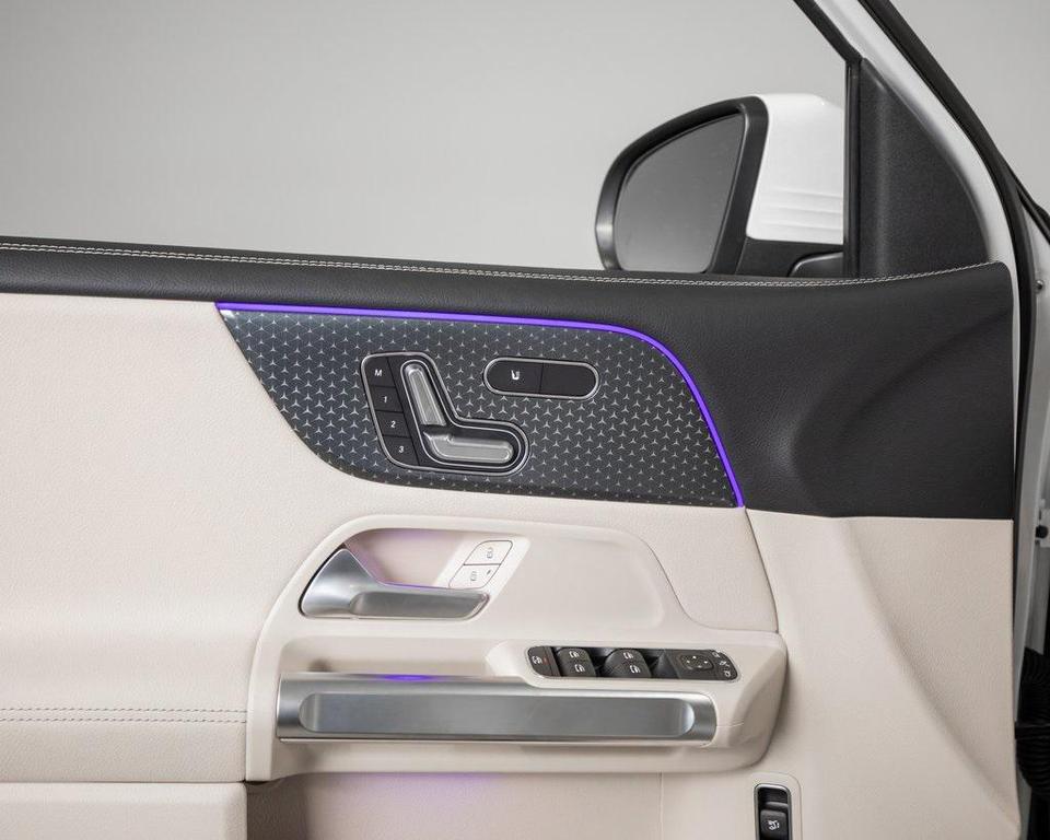 used 2025 Mercedes-Benz GLB 250 car, priced at $46,695