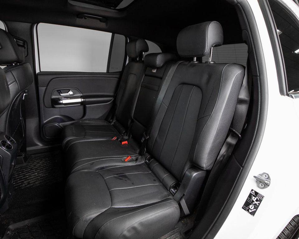 used 2022 Mercedes-Benz GLB 250 car, priced at $31,890