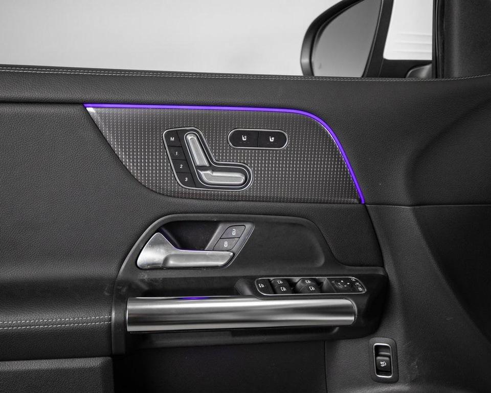 used 2022 Mercedes-Benz GLA 250 car, priced at $30,995