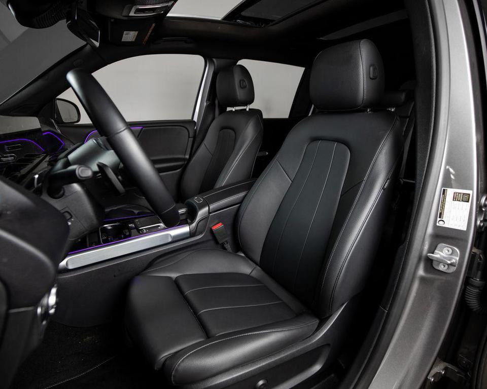 used 2023 Mercedes-Benz GLB 250 car, priced at $34,789