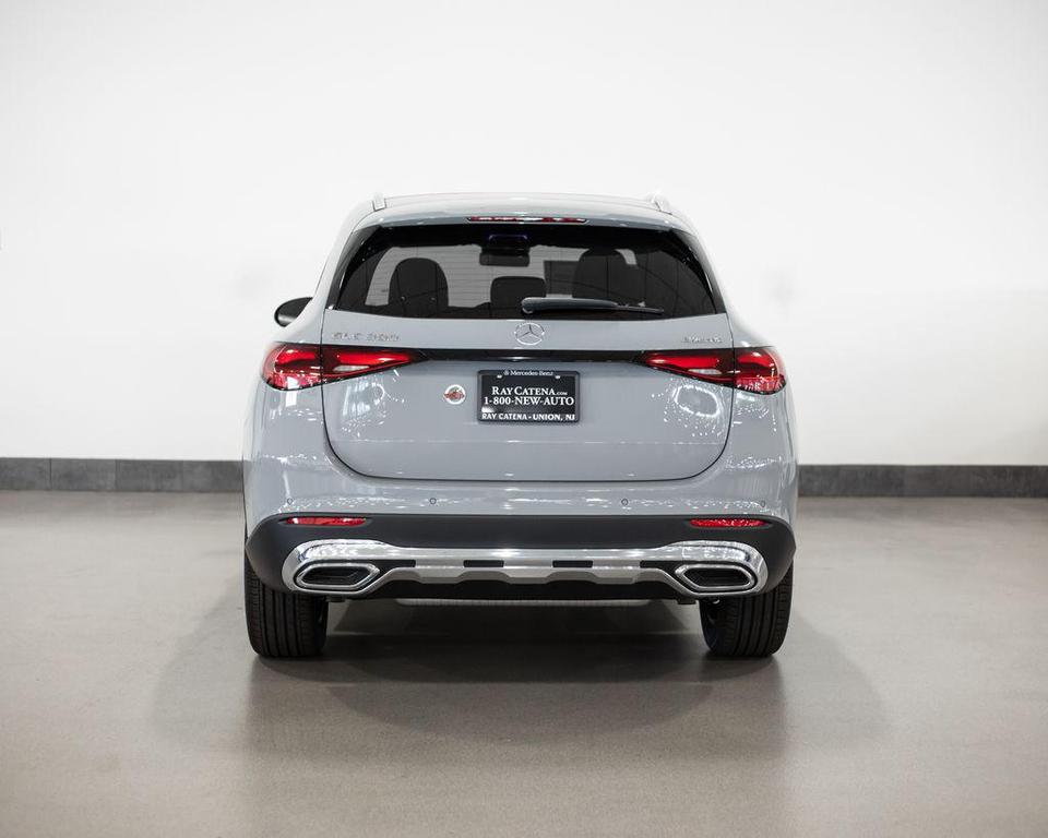 new 2026 Mercedes-Benz GLC 300 car, priced at $58,985