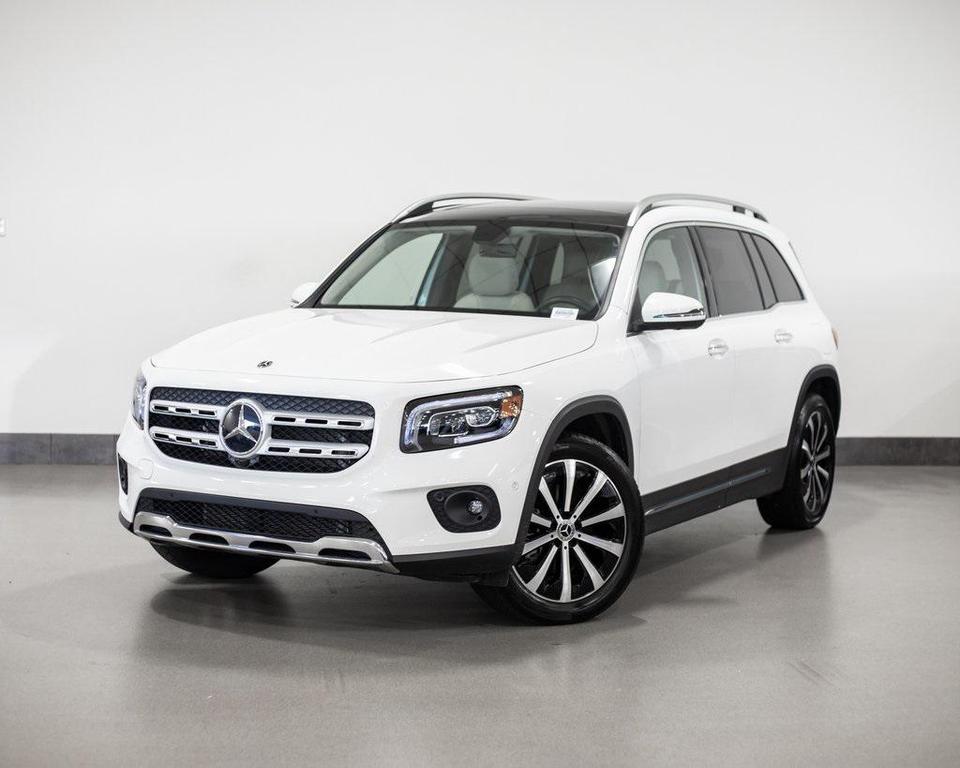 used 2023 Mercedes-Benz GLB 250 car, priced at $35,390