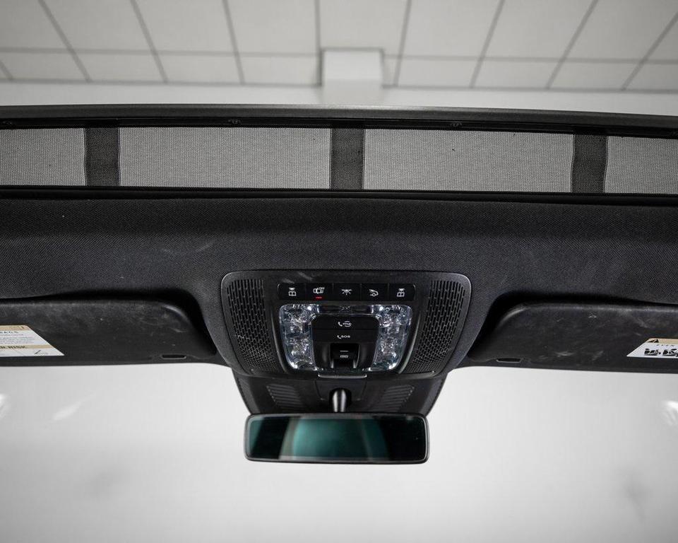 used 2020 Mercedes-Benz GLB 250 car, priced at $27,890