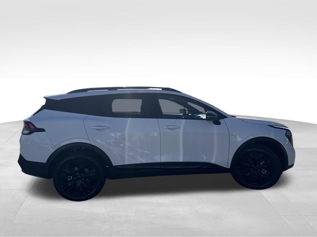 used 2025 Kia Sportage car, priced at $32,000