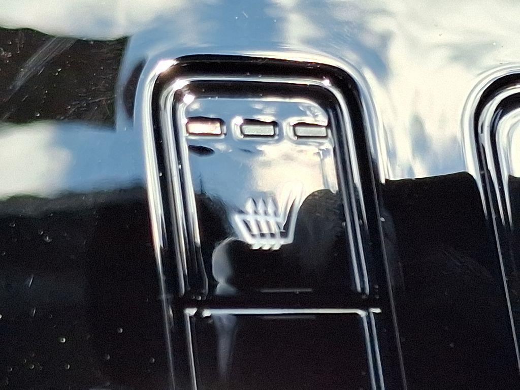 new 2025 Kia Niro car, priced at $31,210