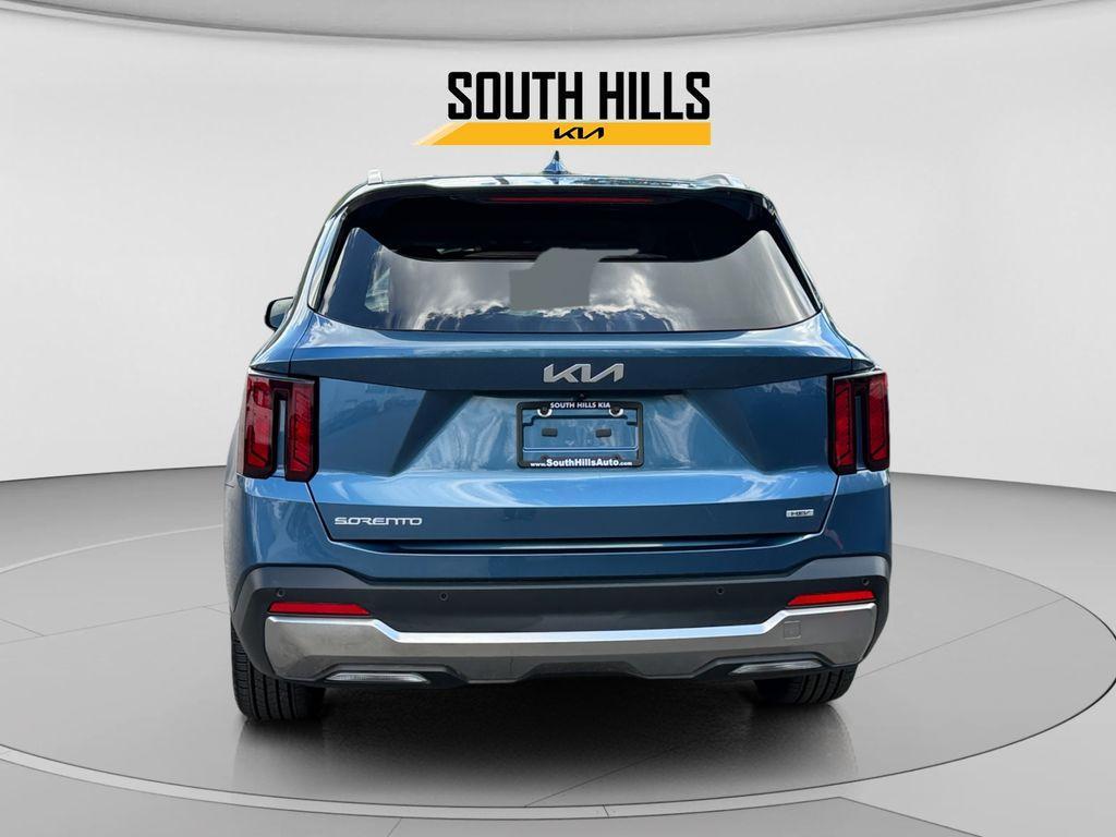 used 2025 Kia Sorento Hybrid car, priced at $36,000