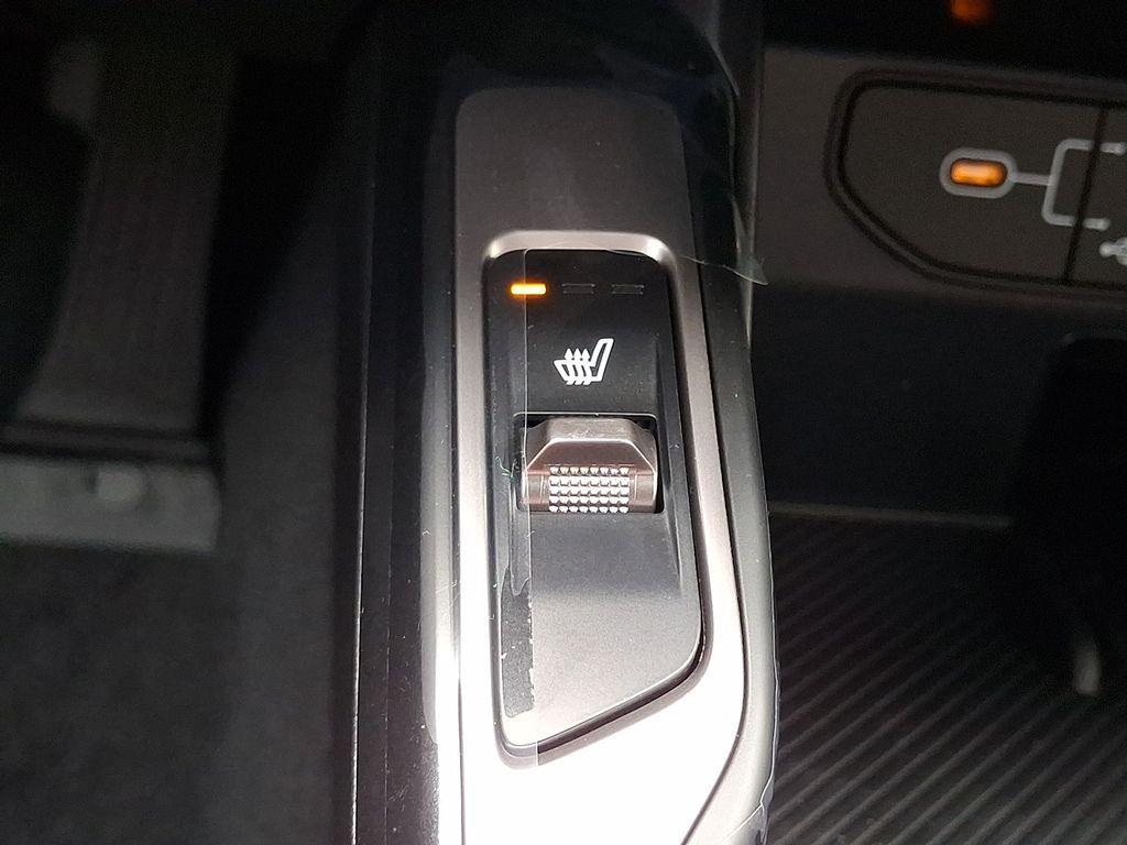 new 2026 Kia Sorento car, priced at $38,278