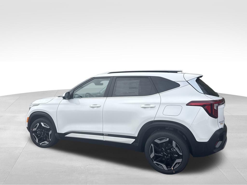 new 2026 Kia Seltos car, priced at $32,417