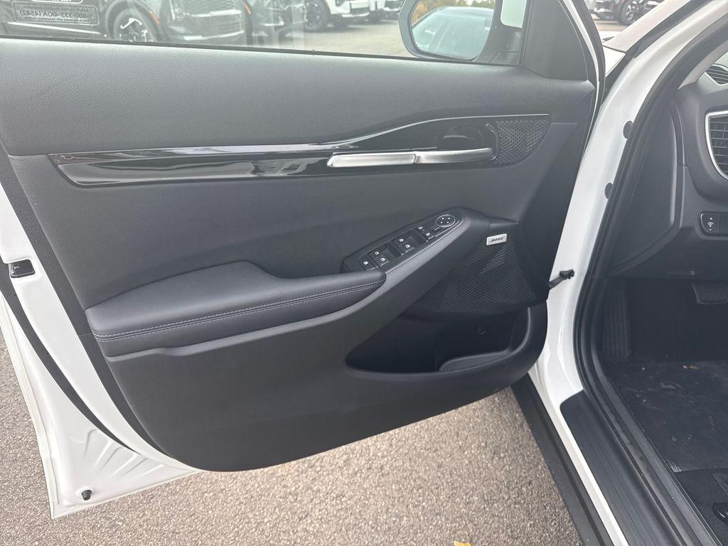 new 2026 Kia Seltos car, priced at $32,417