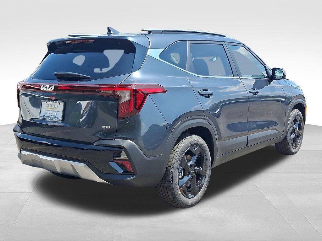 new 2026 Kia Seltos car, priced at $29,903