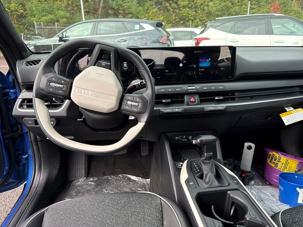 new 2025 Kia K4 car, priced at $26,000