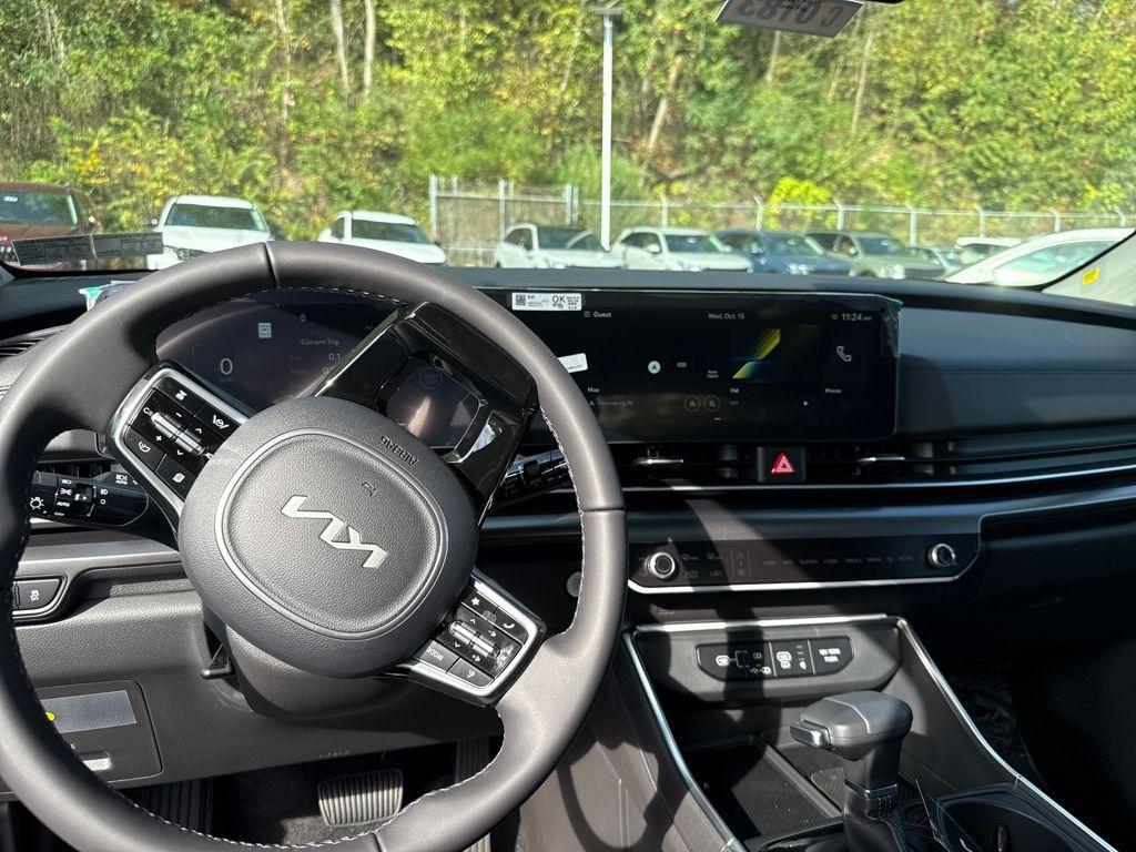 new 2026 Kia Carnival car, priced at $47,202