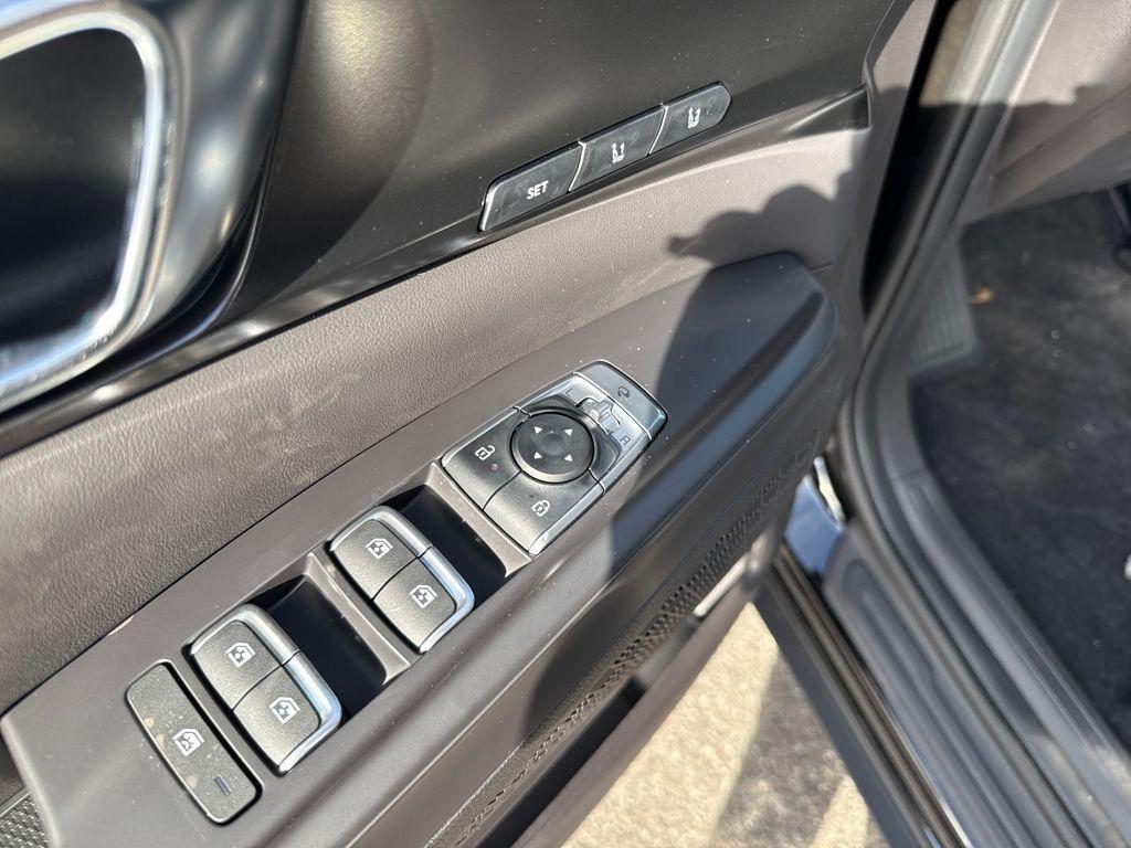 new 2026 Kia Carnival car, priced at $47,202