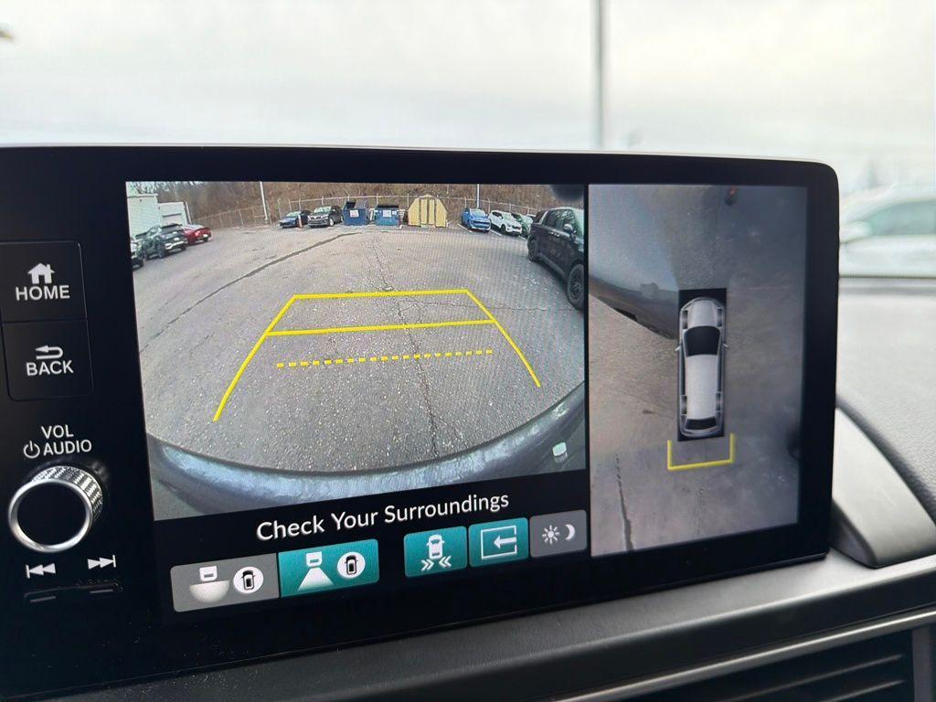 used 2025 Honda Pilot car, priced at $46,000