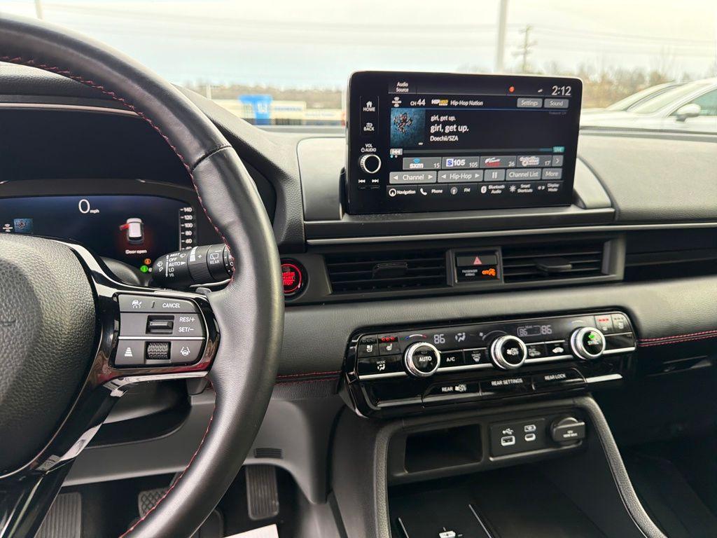 used 2025 Honda Pilot car, priced at $46,000