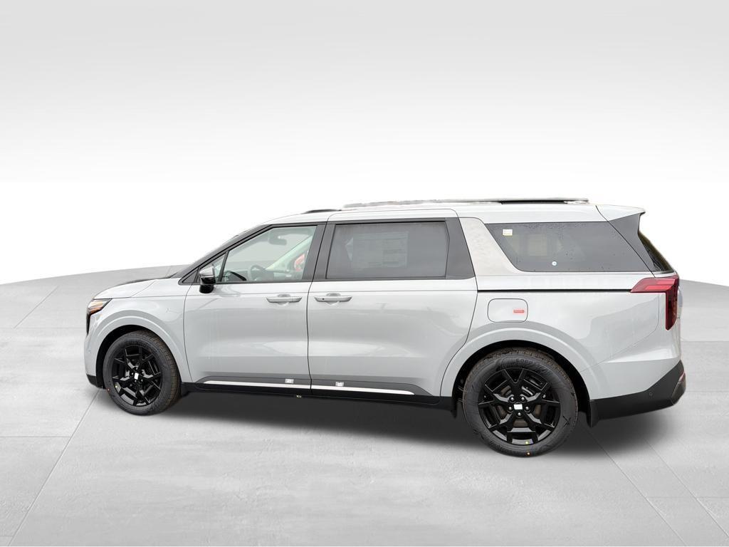new 2026 Kia Carnival Hybrid car, priced at $53,430