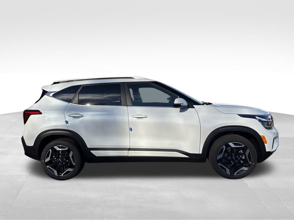 new 2026 Kia Seltos car, priced at $32,474