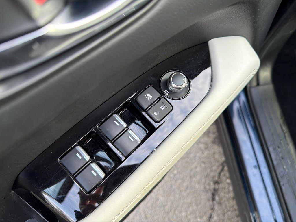 used 2022 Mazda CX-5 car, priced at $23,900