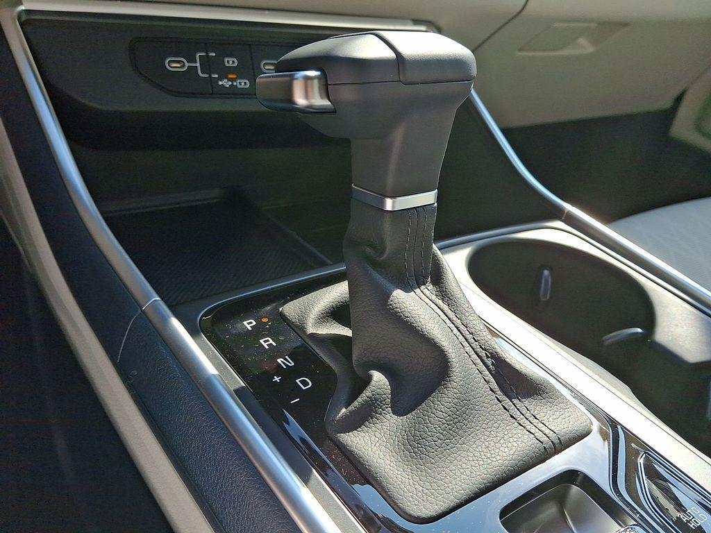 new 2026 Kia Carnival car, priced at $41,965