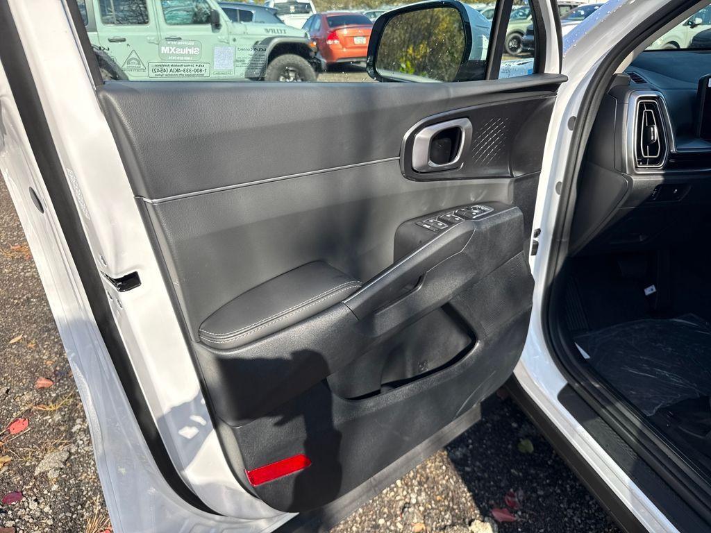 new 2026 Kia Sorento car, priced at $37,962