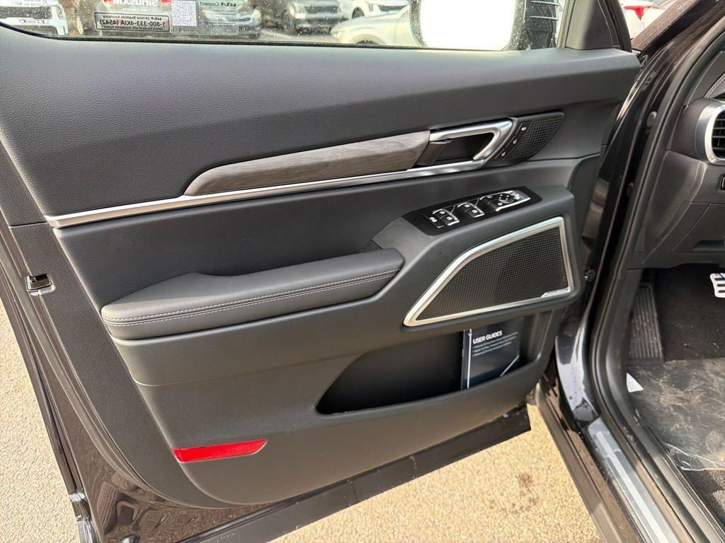 new 2025 Kia Telluride car, priced at $49,293
