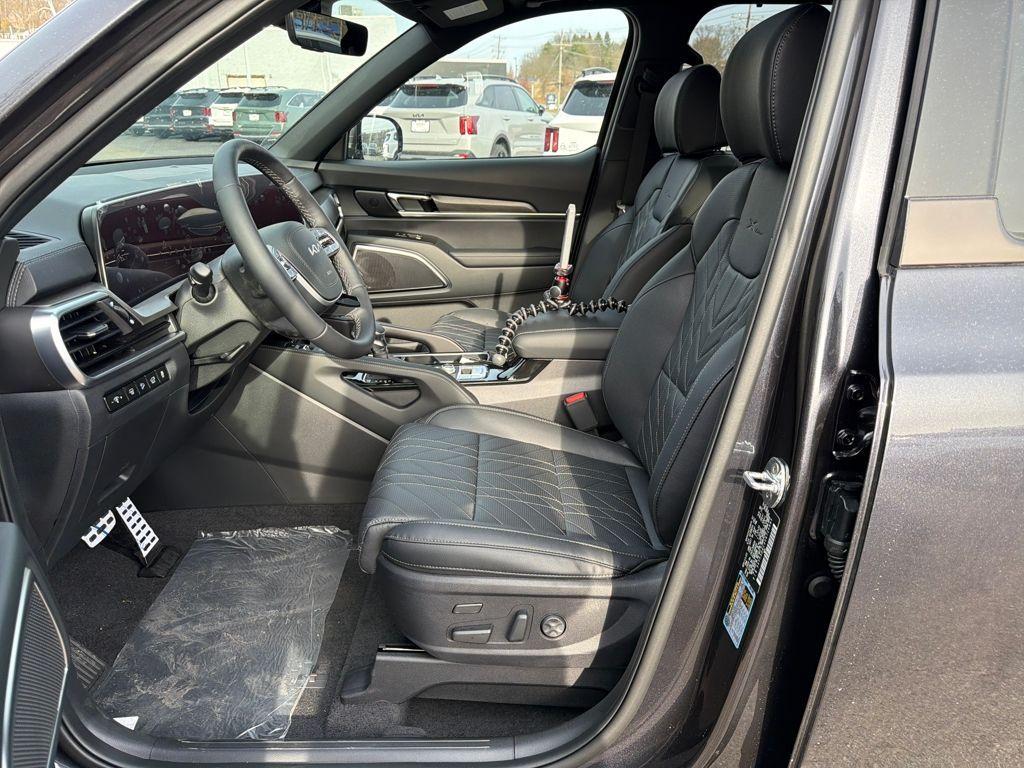 new 2025 Kia Telluride car, priced at $49,293