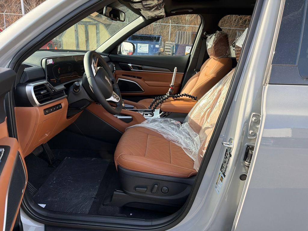 new 2025 Kia Telluride car, priced at $45,222