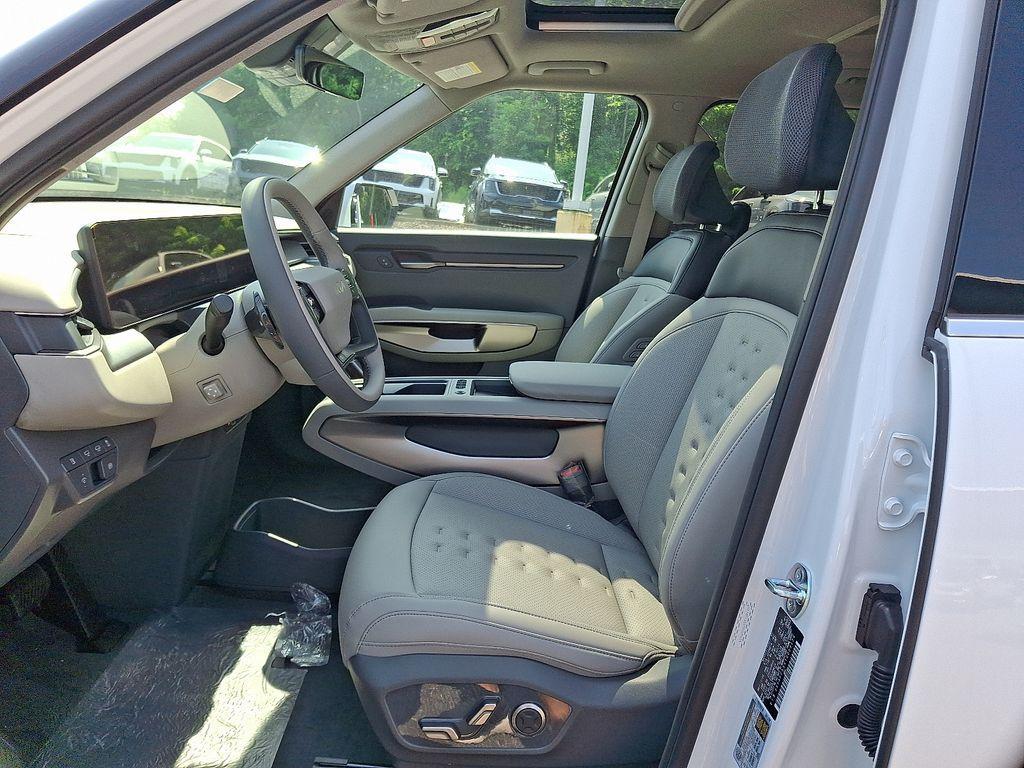 new 2026 Kia EV9 car, priced at $53,297