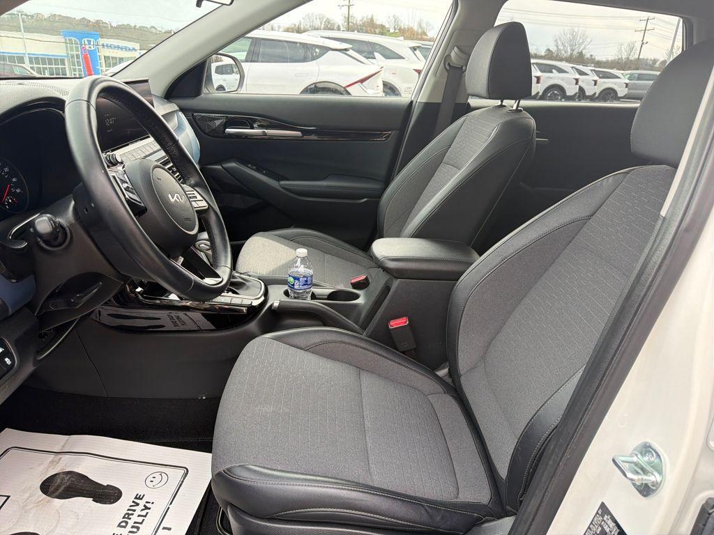 used 2023 Kia Seltos car, priced at $23,700