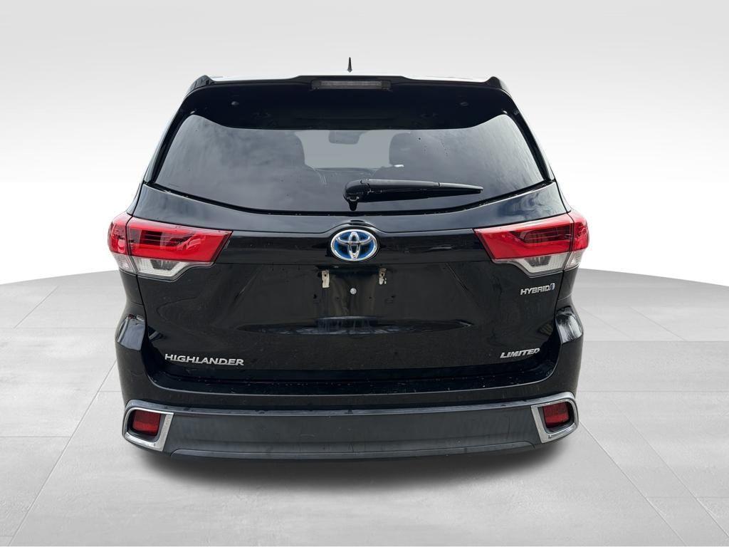 used 2019 Toyota Highlander Hybrid car, priced at $23,700