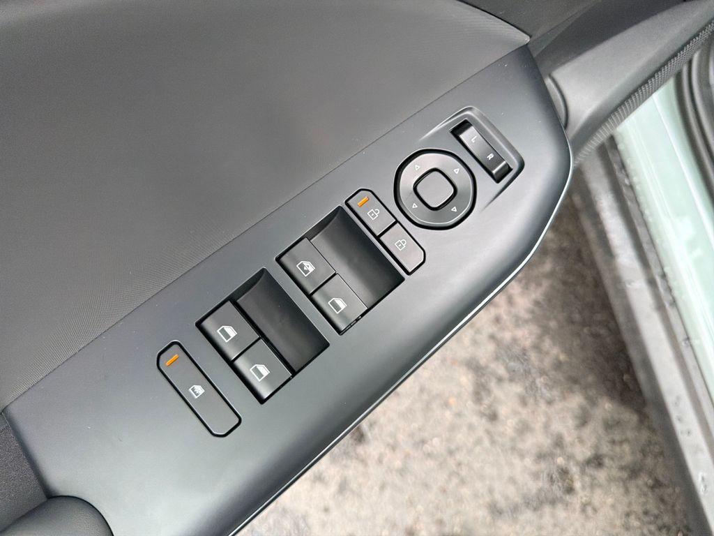 new 2025 Kia K4 car, priced at $23,307