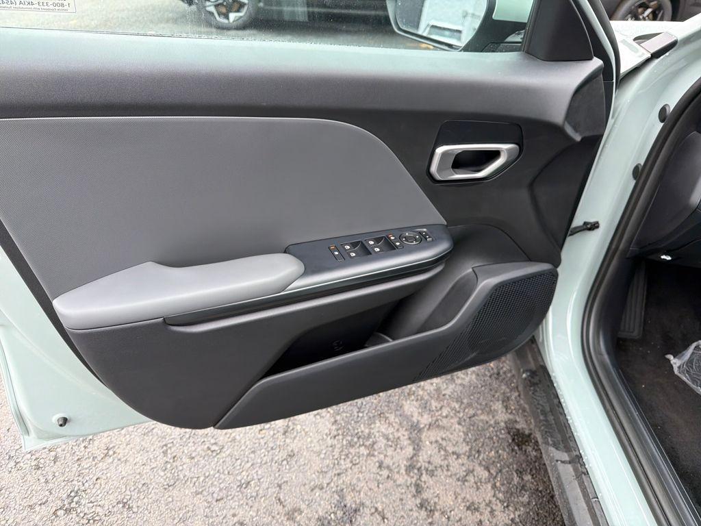 new 2025 Kia K4 car, priced at $23,307