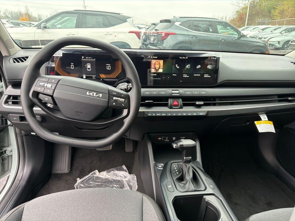 new 2025 Kia K4 car, priced at $23,307
