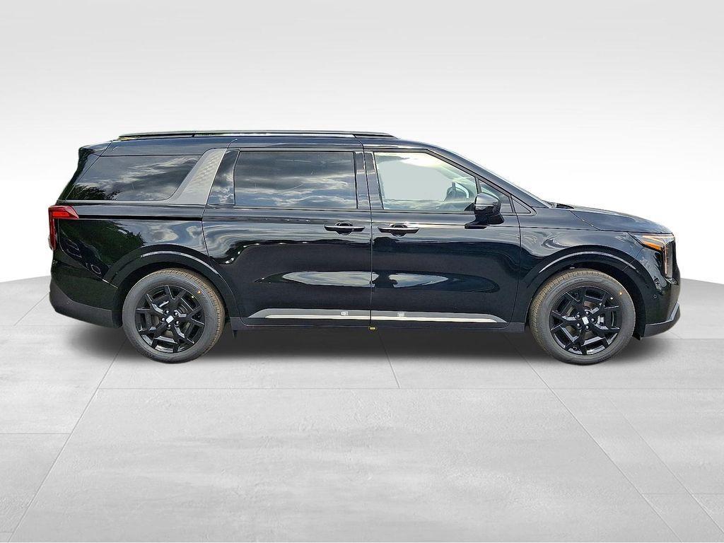 new 2026 Kia Carnival car, priced at $47,226