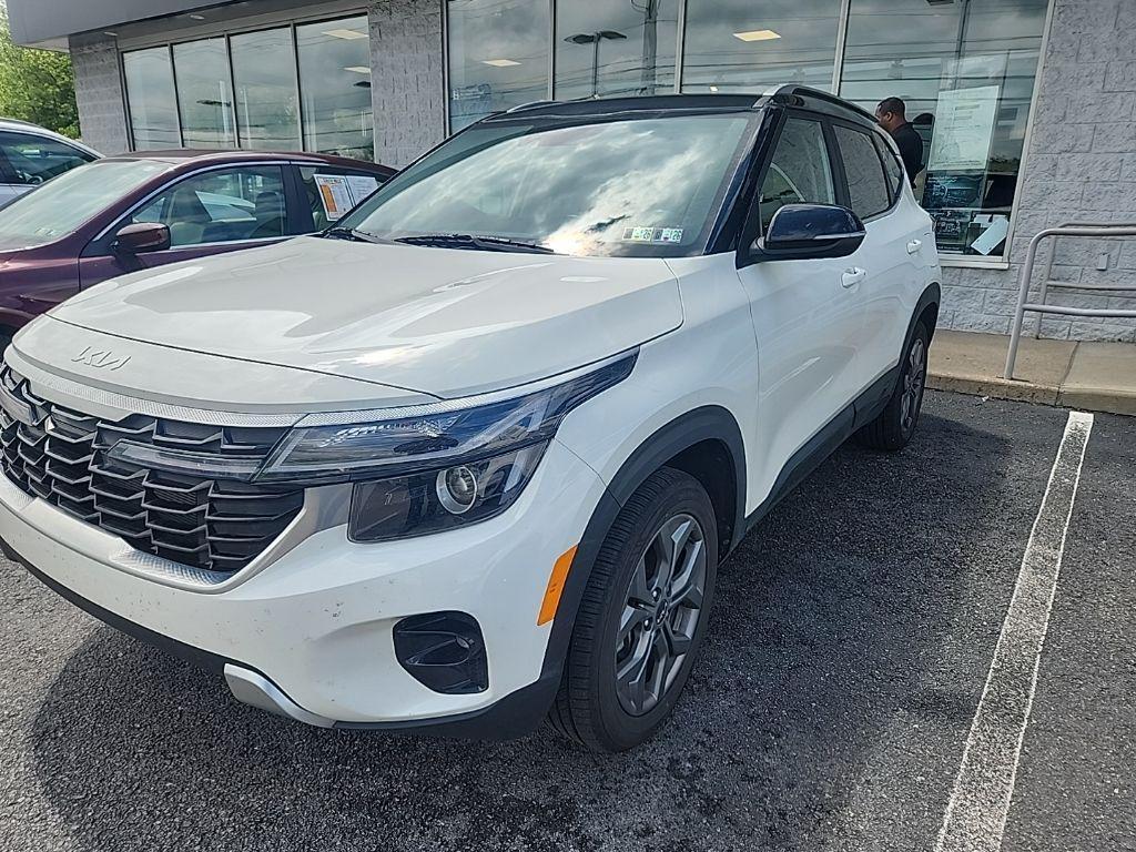 used 2024 Kia Seltos car, priced at $24,000