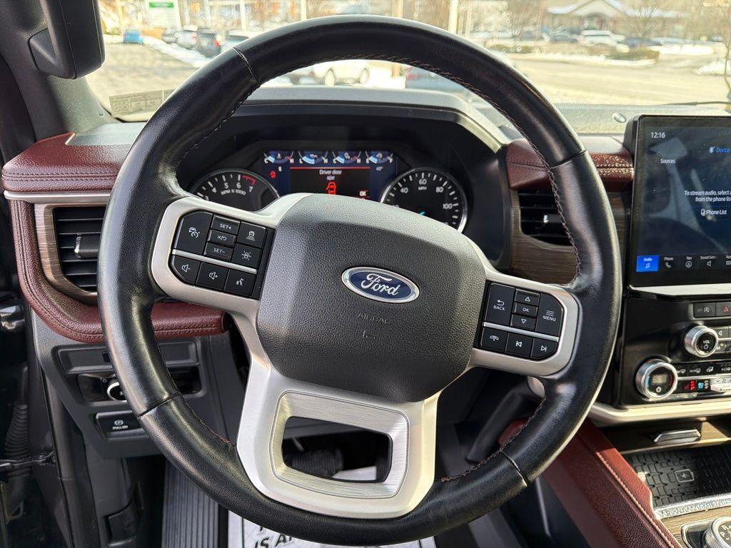 used 2023 Ford Expedition car, priced at $51,500
