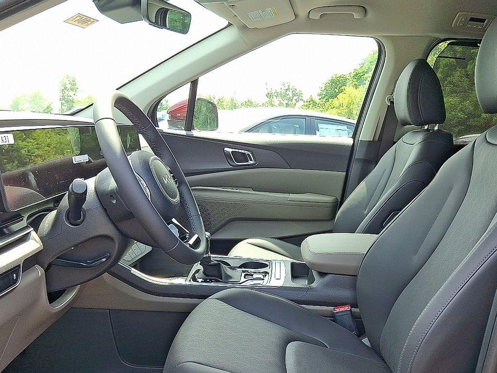 new 2026 Kia Carnival car, priced at $41,965