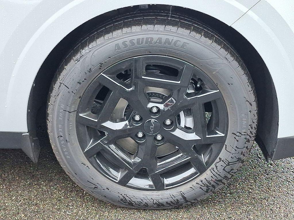 new 2026 Kia Carnival car, priced at $50,914